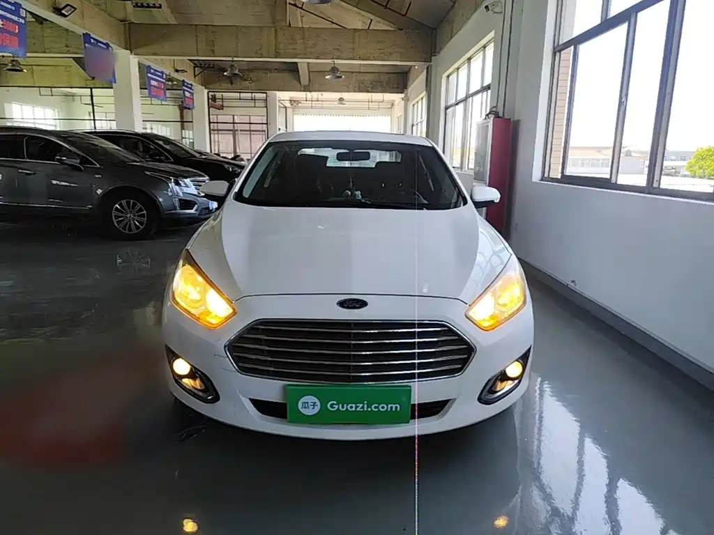 Ford Forrest 2016