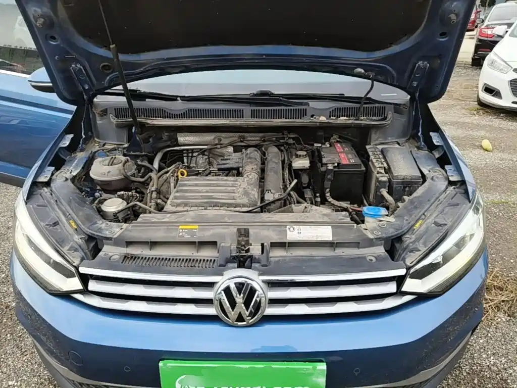Volkswagen Touran 2019 — фото 20