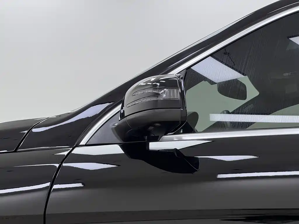 Mercedes-Benz GLS 2019 — фото 36