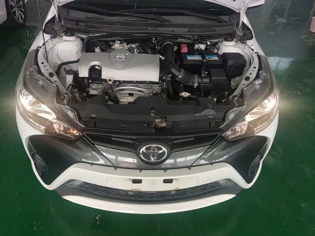 Toyota Yaris L 2019 — фото 20