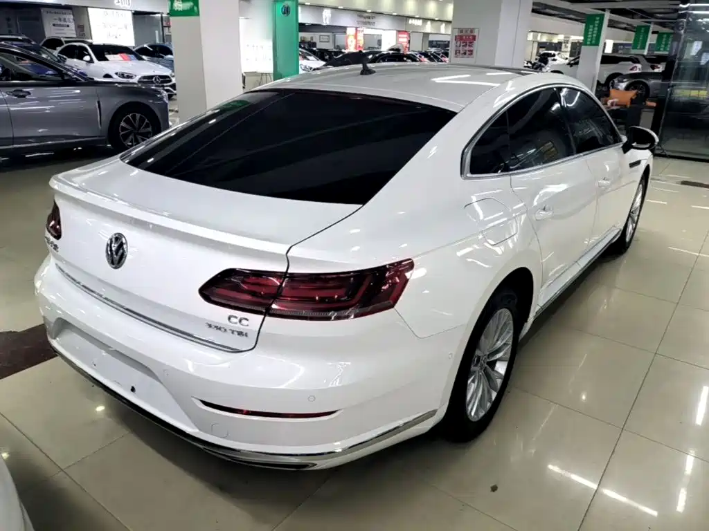 Volkswagen CC 2019 — фото 7