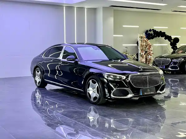 Mercedes-Benz Maybach S-Class 2025