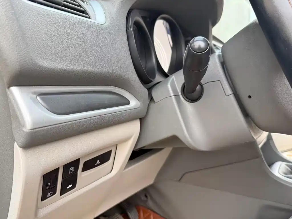 Citroen C4L 2014 — фото 13
