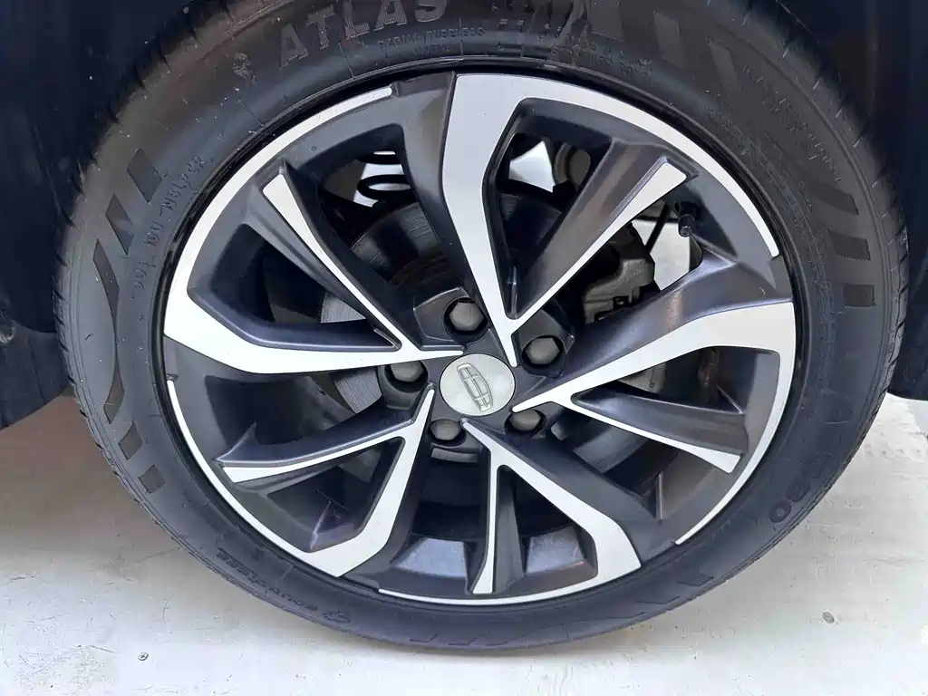 Geely Emgrand S 2023 — фото 14
