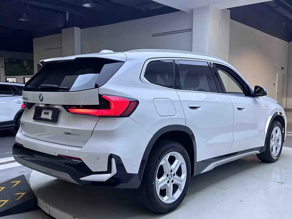 BMW X1 2023 — фото 6