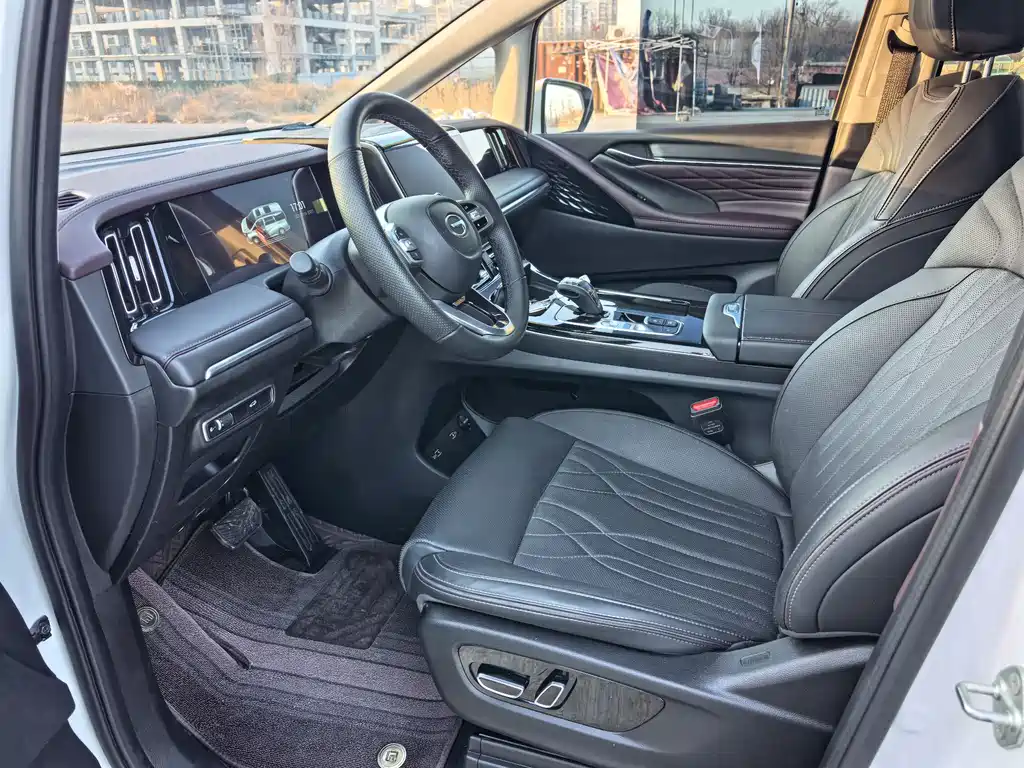 GAC Motor Trumpchi M8 2025 — фото 7