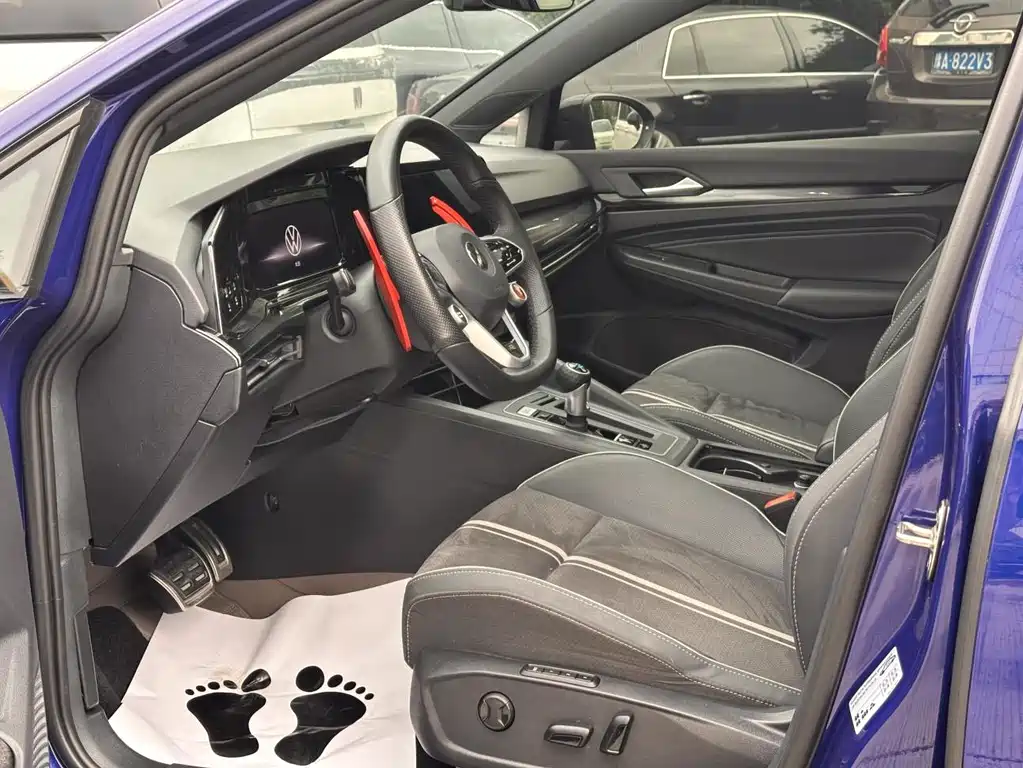 Volkswagen Golf 2023