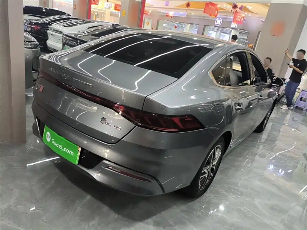 BYD Qin PLUS 2022 — фото 7