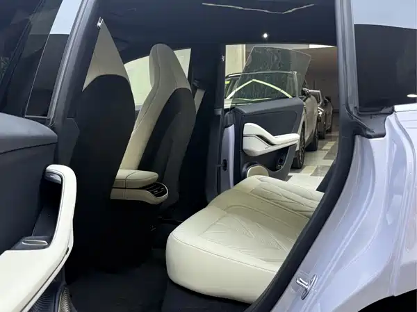 NIO ET5 2025