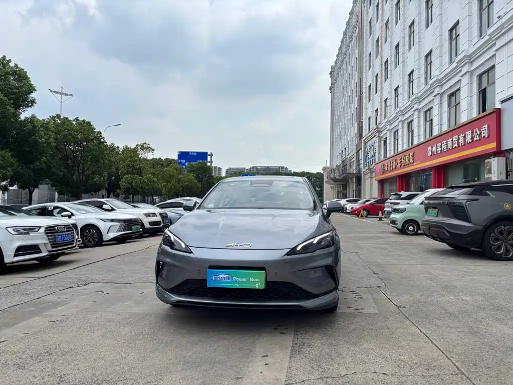 BYD Seal 05 DM-i 2025 — фото 2