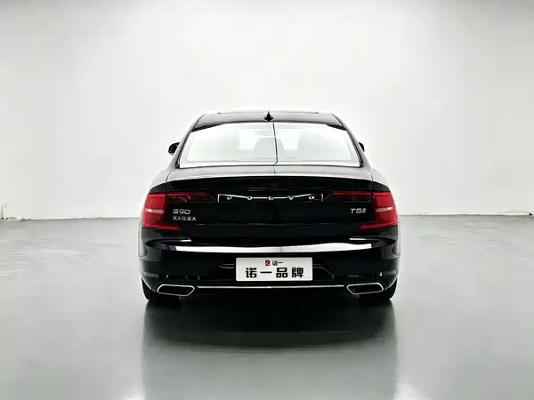 Volvo S90 2019