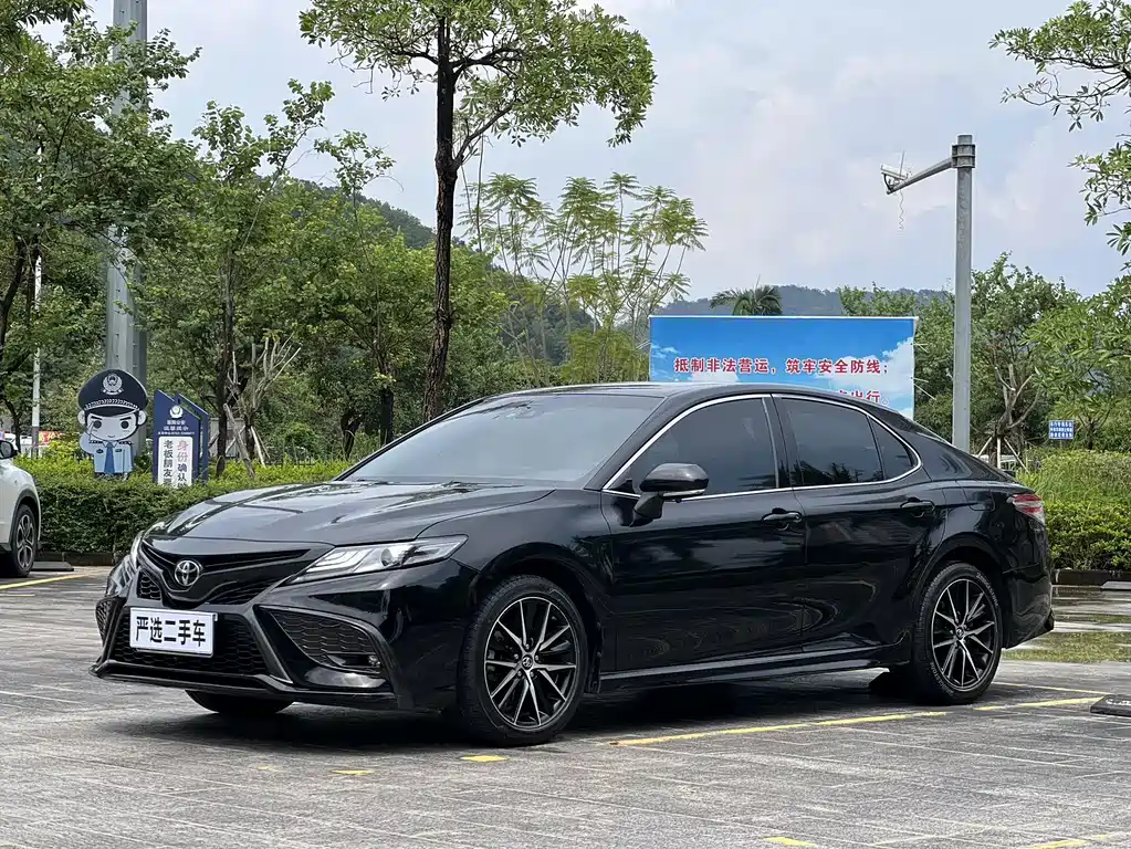 Toyota Camry 2022