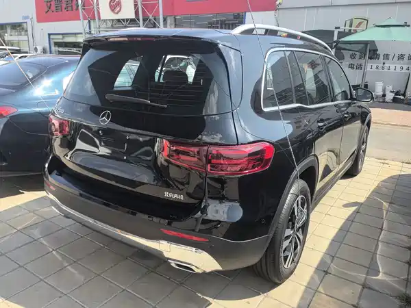 Mercedes-Benz GLB 2024