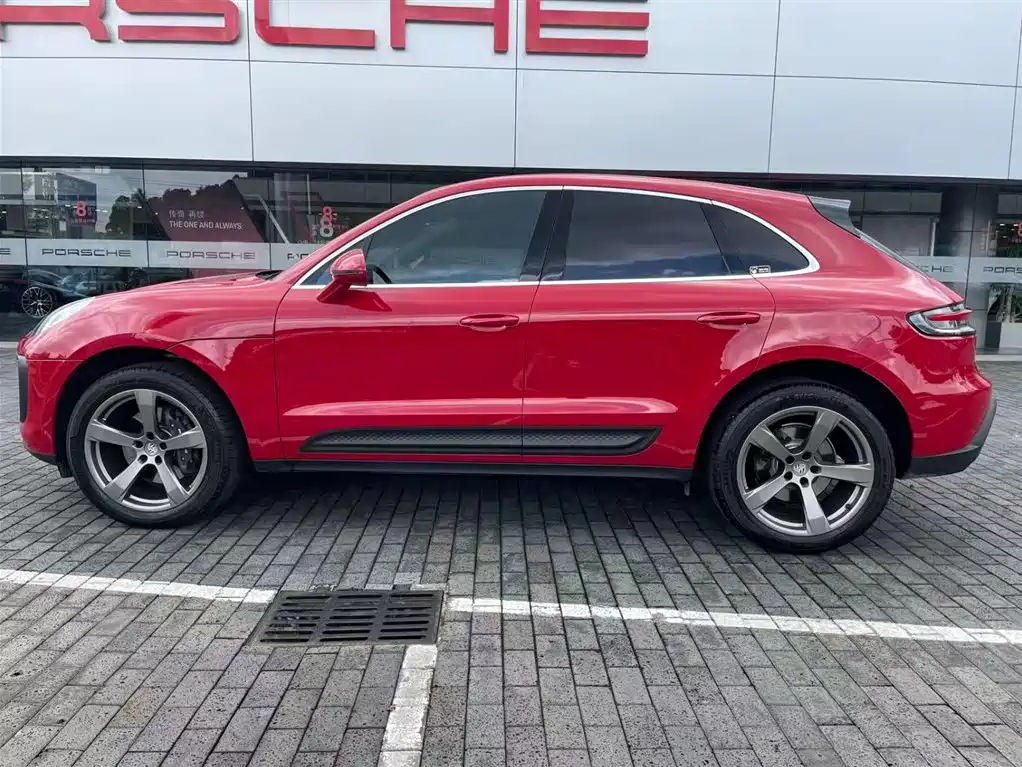 Porsche Macan 2025 — фото 4