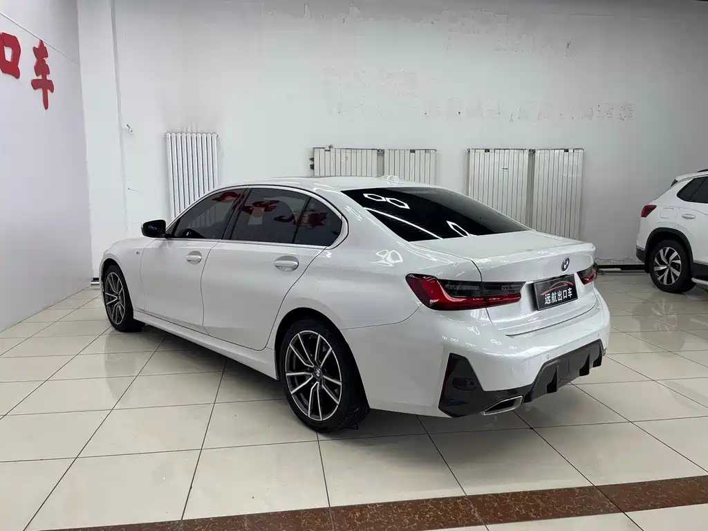 BMW 3 Series 2023
