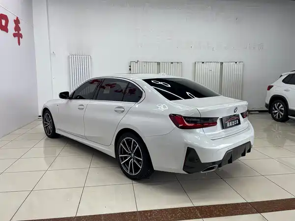 BMW 3 Series 2023