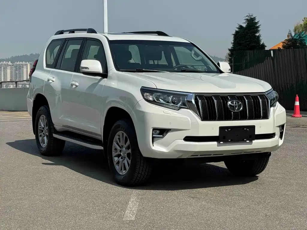 Toyota Prado 2018 — фото 3