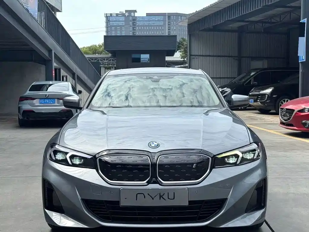 BMW i3 2022