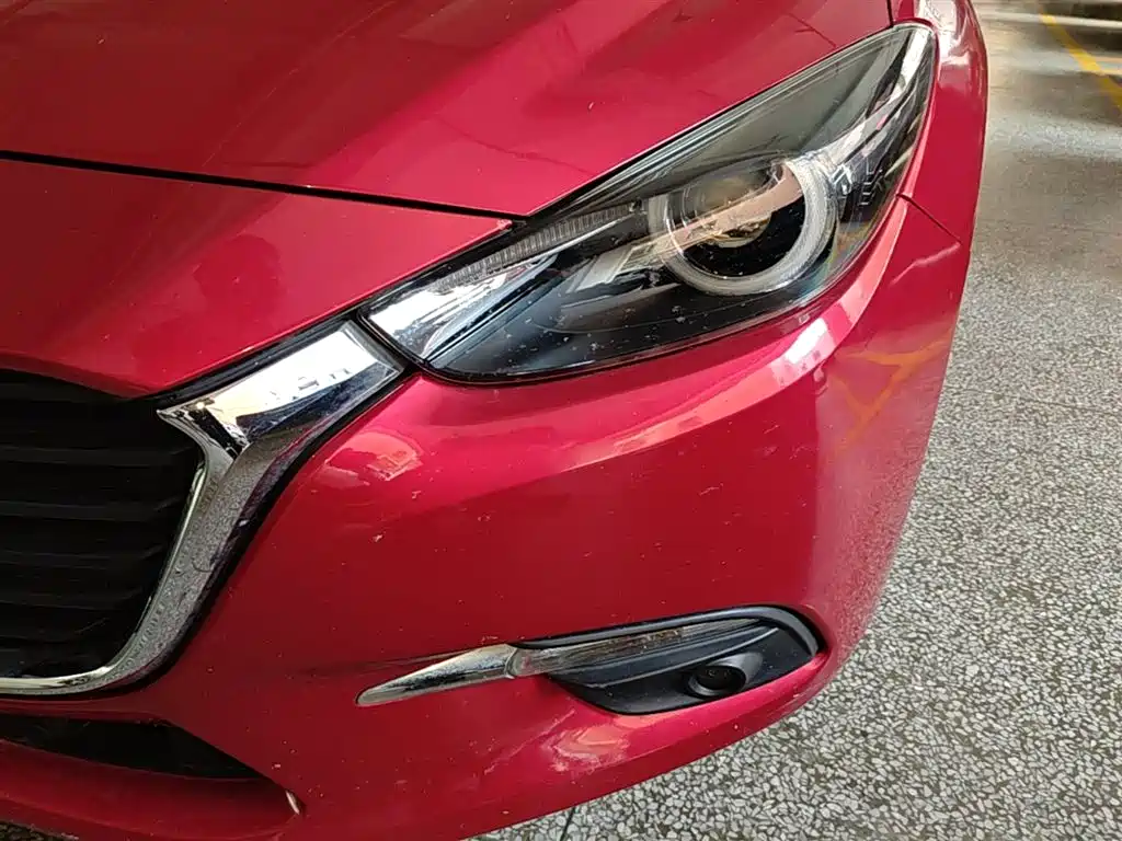 Mazda 3 Axela 2017 — фото 24