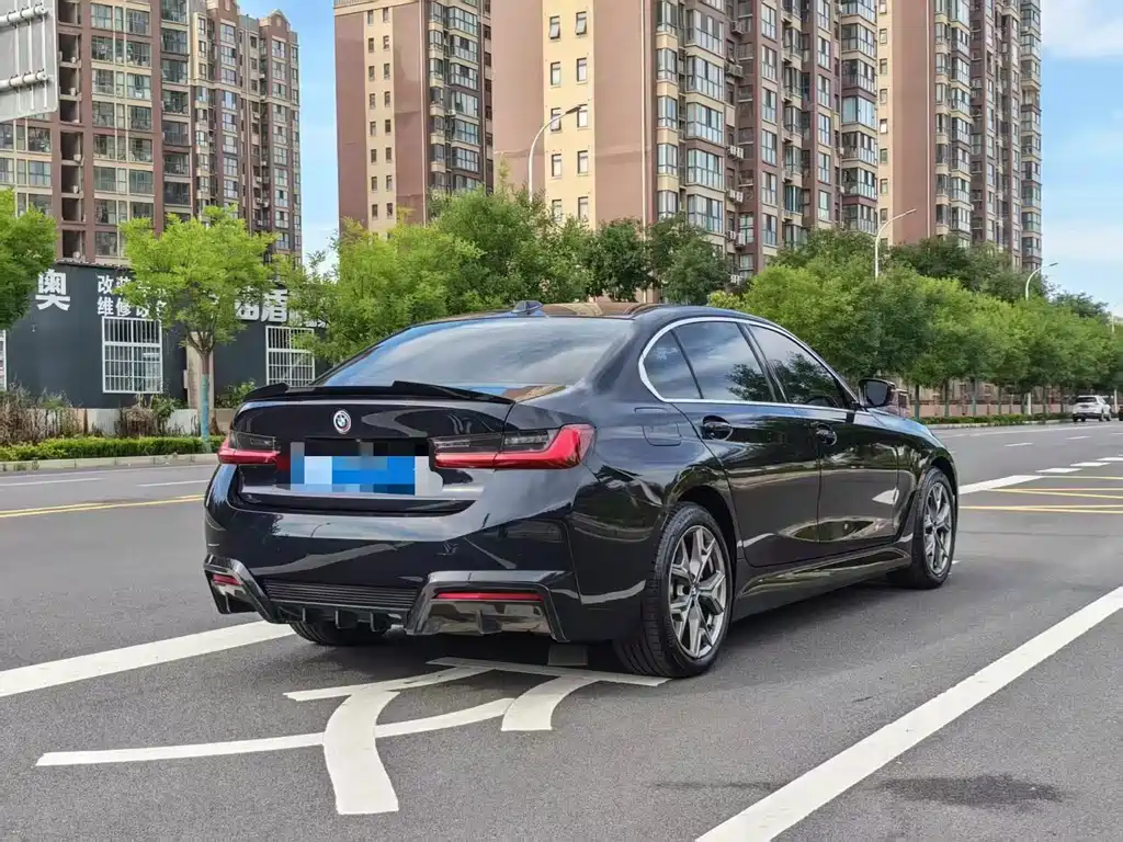 BMW i3 2023