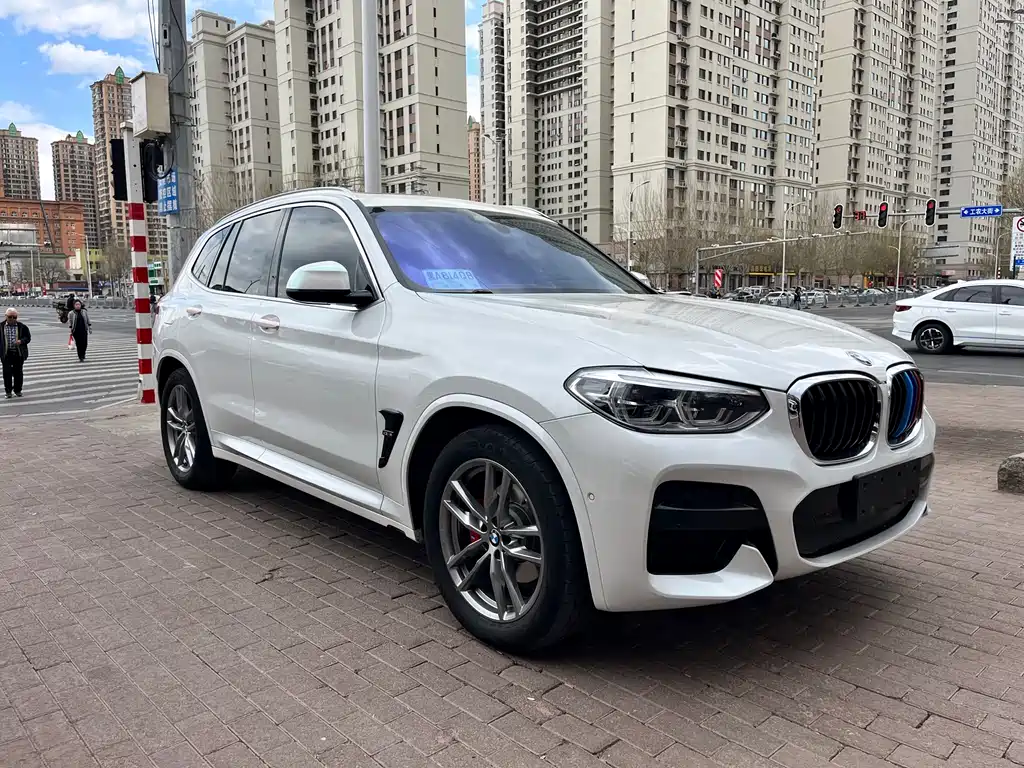 BMW X3 2021 — фото 2