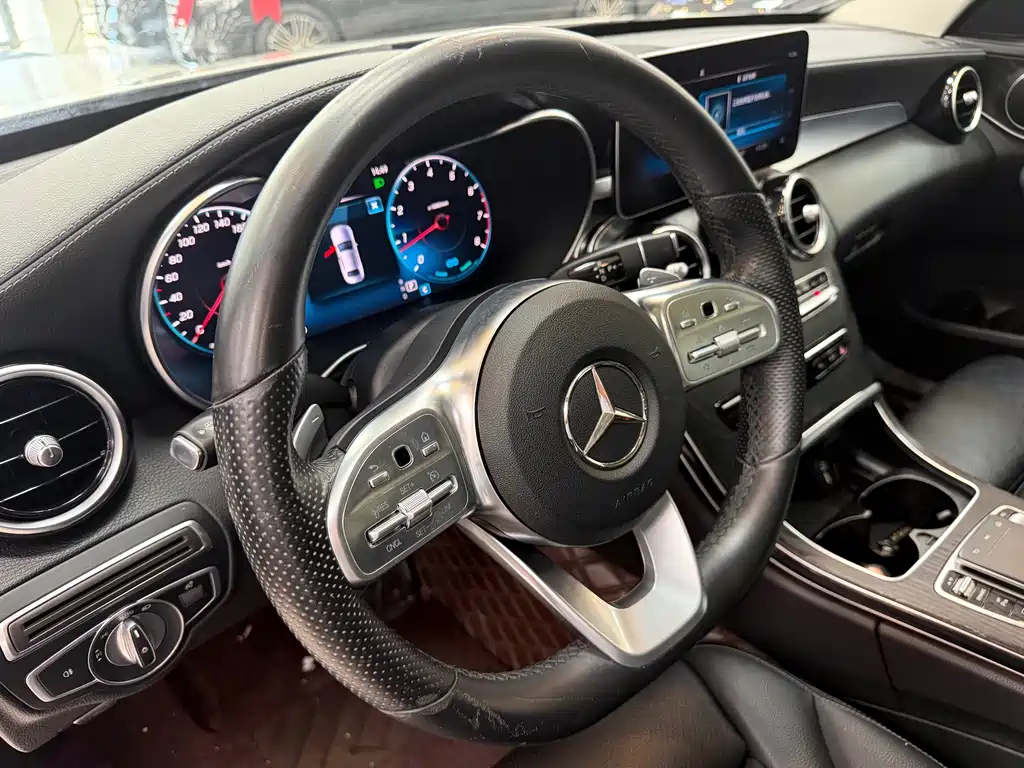 Mercedes-Benz C-Class 2020 — фото 5