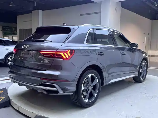 Audi Q3 2022