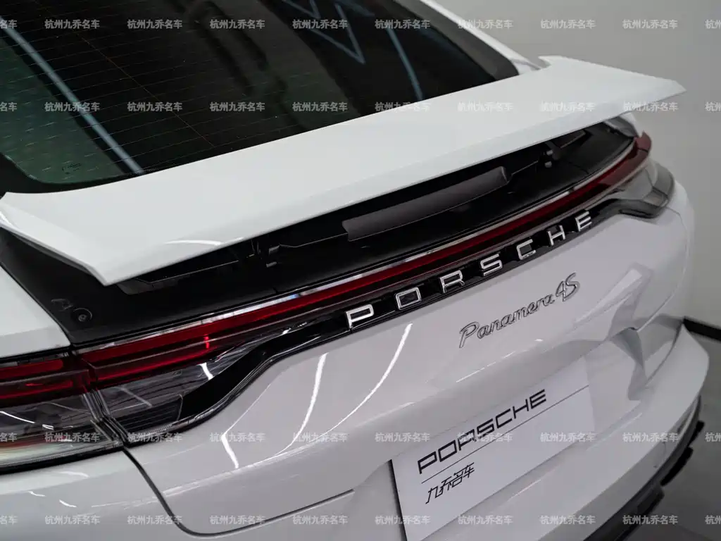 Porsche Panamera 2023 — фото 13