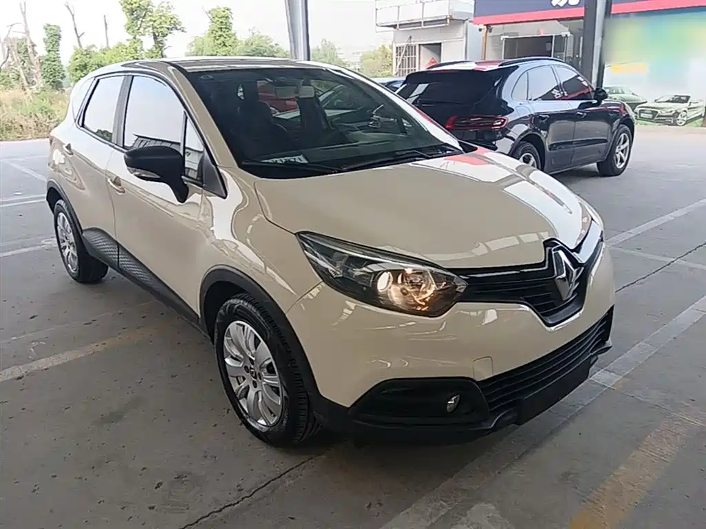 Renault Captur 2019 — фото 4