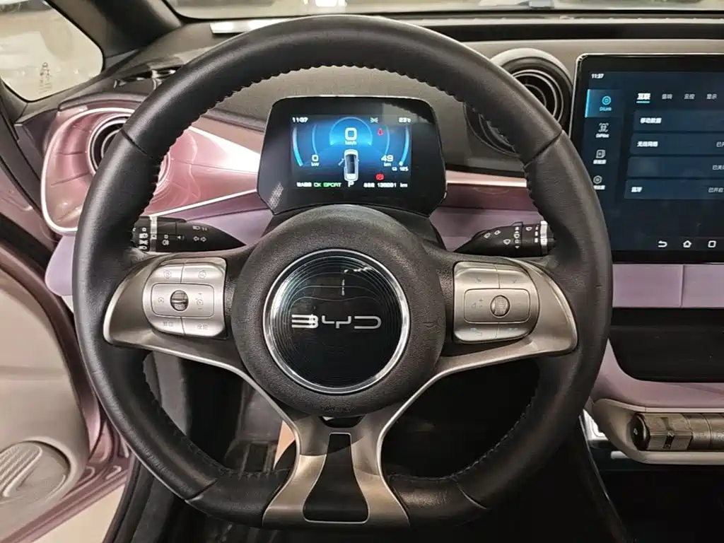 BYD Dolphin 2022 — фото 11