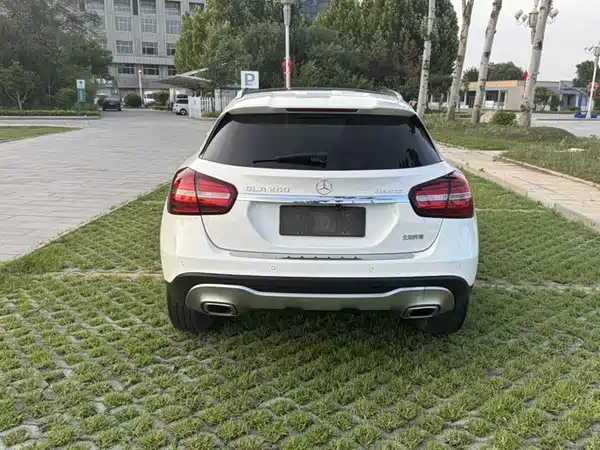 Mercedes-Benz GLA 2018