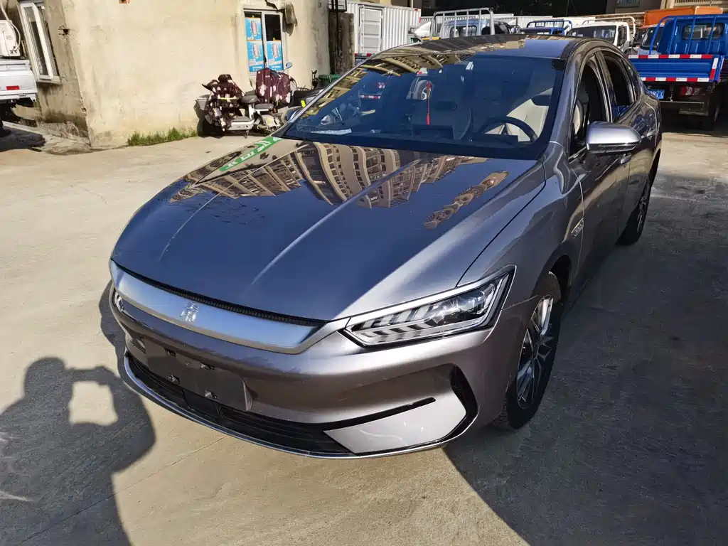 BYD Qin PLUS 2024 — фото 1