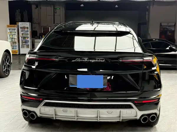 Lamborghini Urus 2022