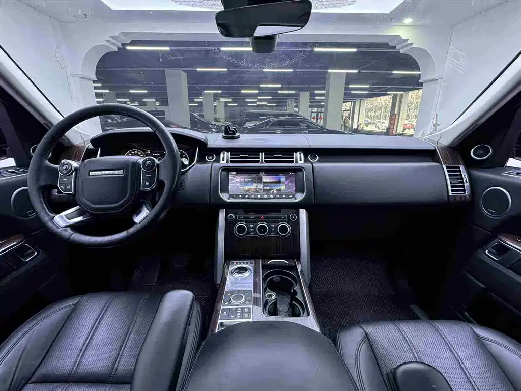Land Rover Range Rover 2017 — фото 13