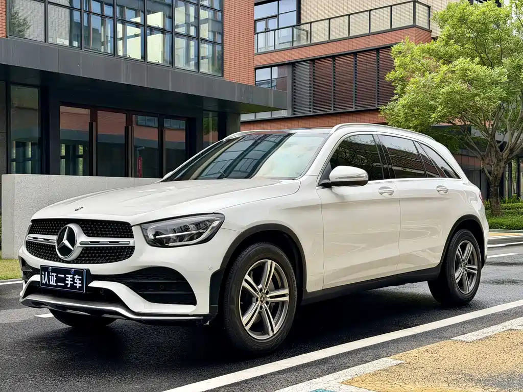 Mercedes-Benz GLC 2020 — фото 1