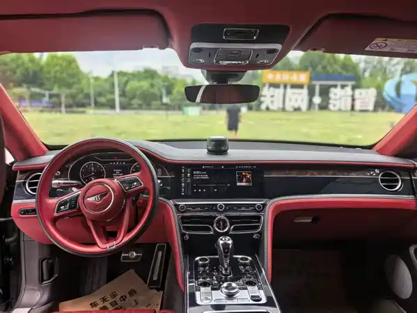 Bentley Flying Spur 2022