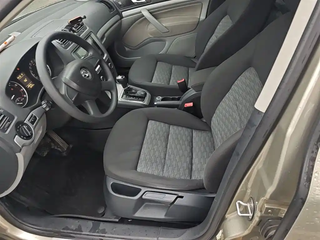 Skoda Octavia 2014 — фото 15
