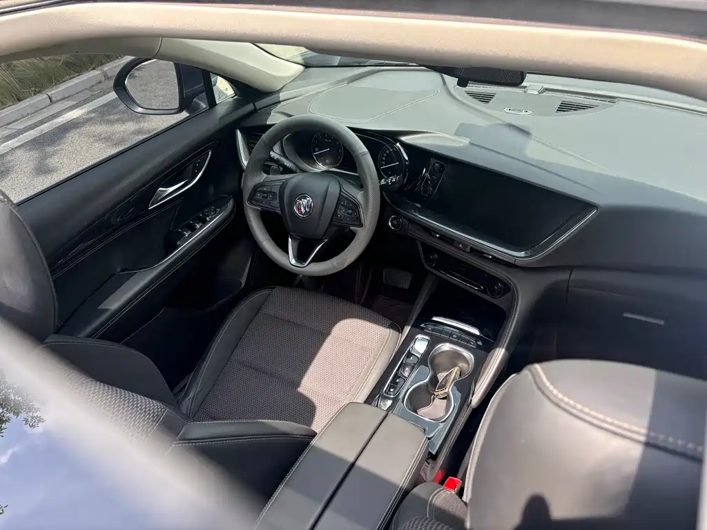 Buick Envision S 2023 — фото 16