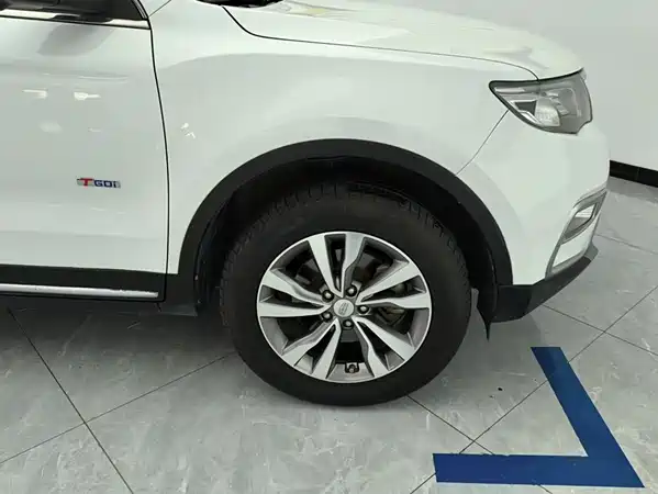 Geely Boyue 2016