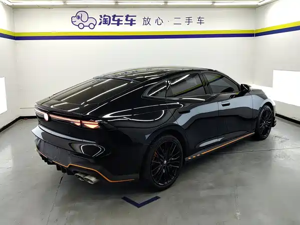 Changan UNI-V 2025