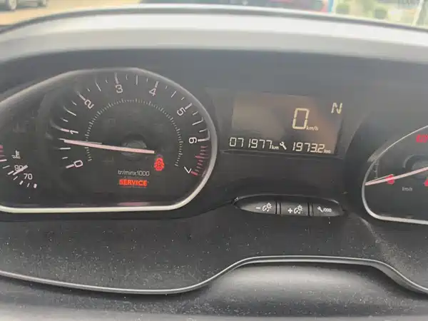 Peugeot 2008 2015