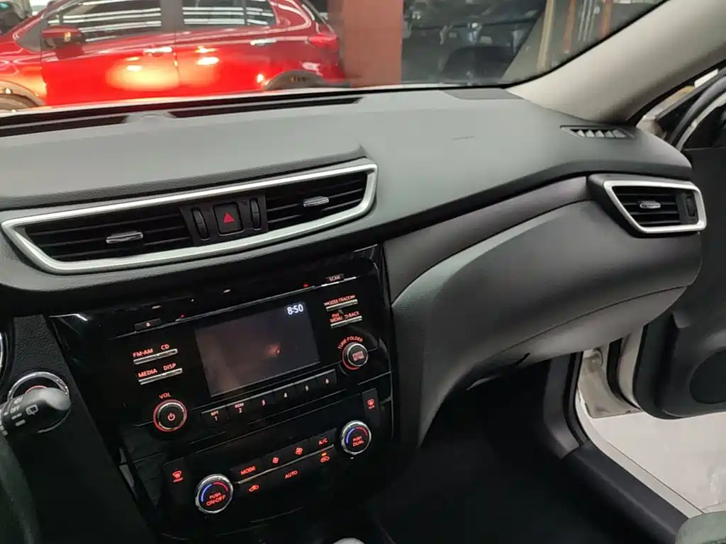 Nissan X-Trail 2016 — фото 10