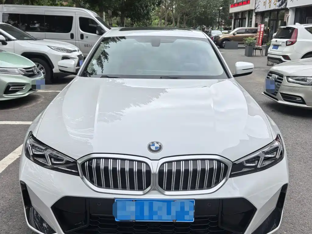BMW 3 Series 2023