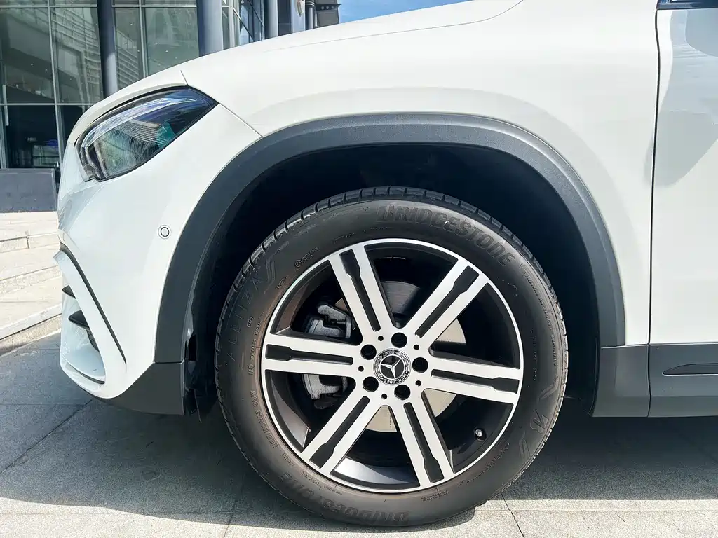 Mercedes-Benz GLA 2024 — фото 13