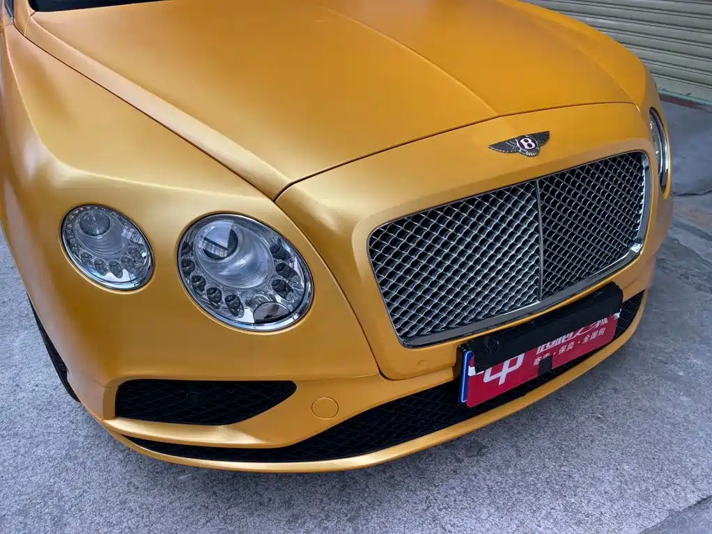 Bentley Continental 2018 — фото 4