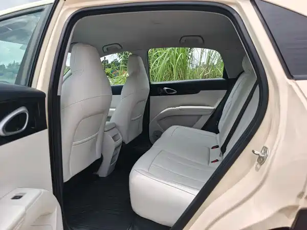 Geely Galaxy Starwish 2024