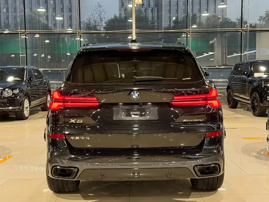 BMW X5 2025 — фото 23