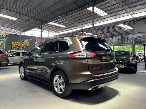 Ford Edge 2015