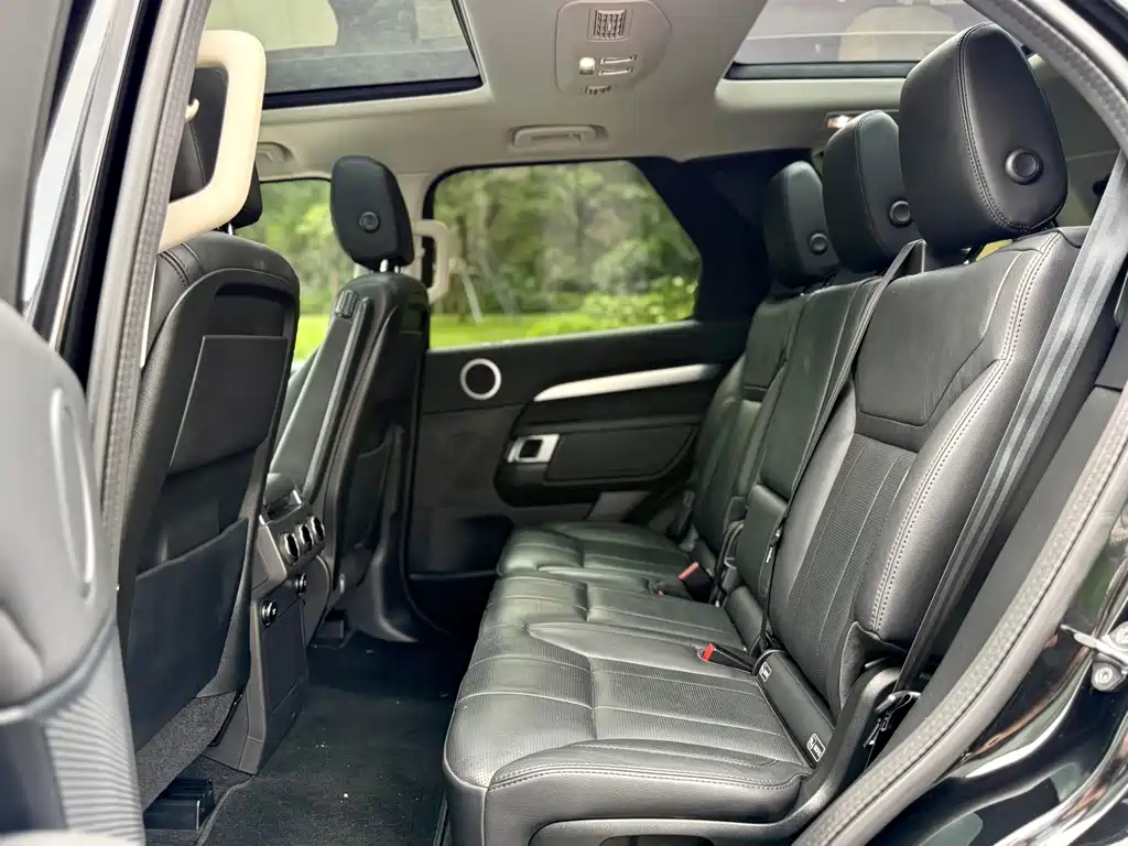 Land Rover Discovery 2021 — фото 11