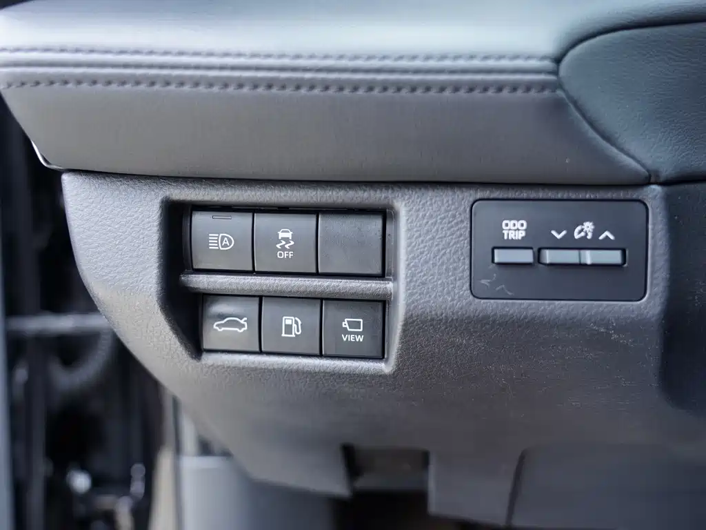 Toyota Avalon 2020 — фото 16